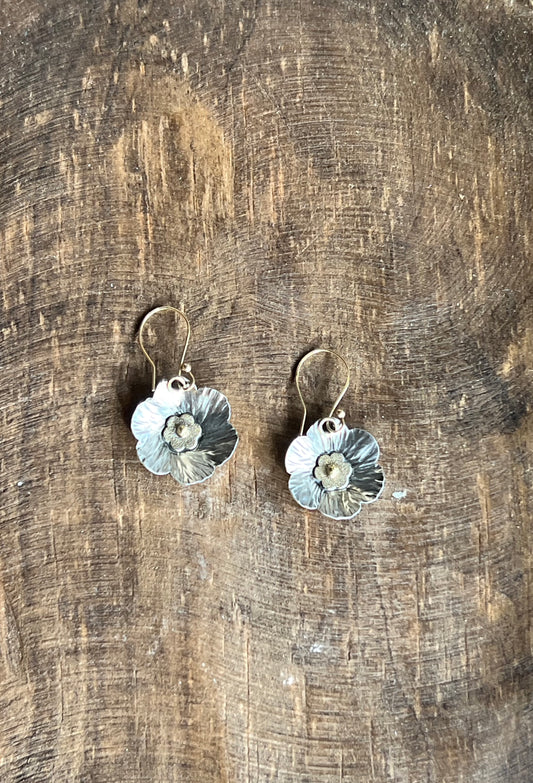 Flower earrings